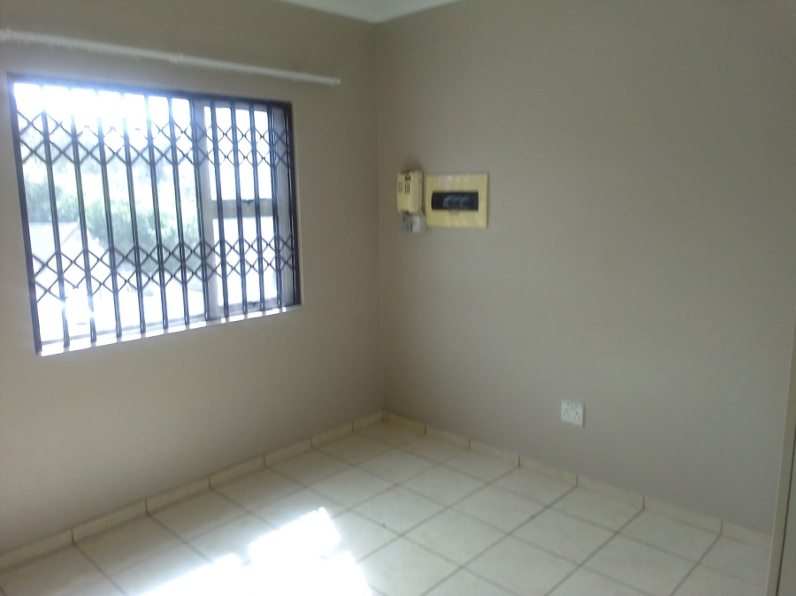 2 Bedroom Property for Sale in Southernwood Eastern Cape